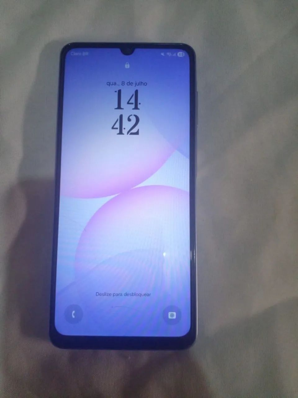Vendo um celular 