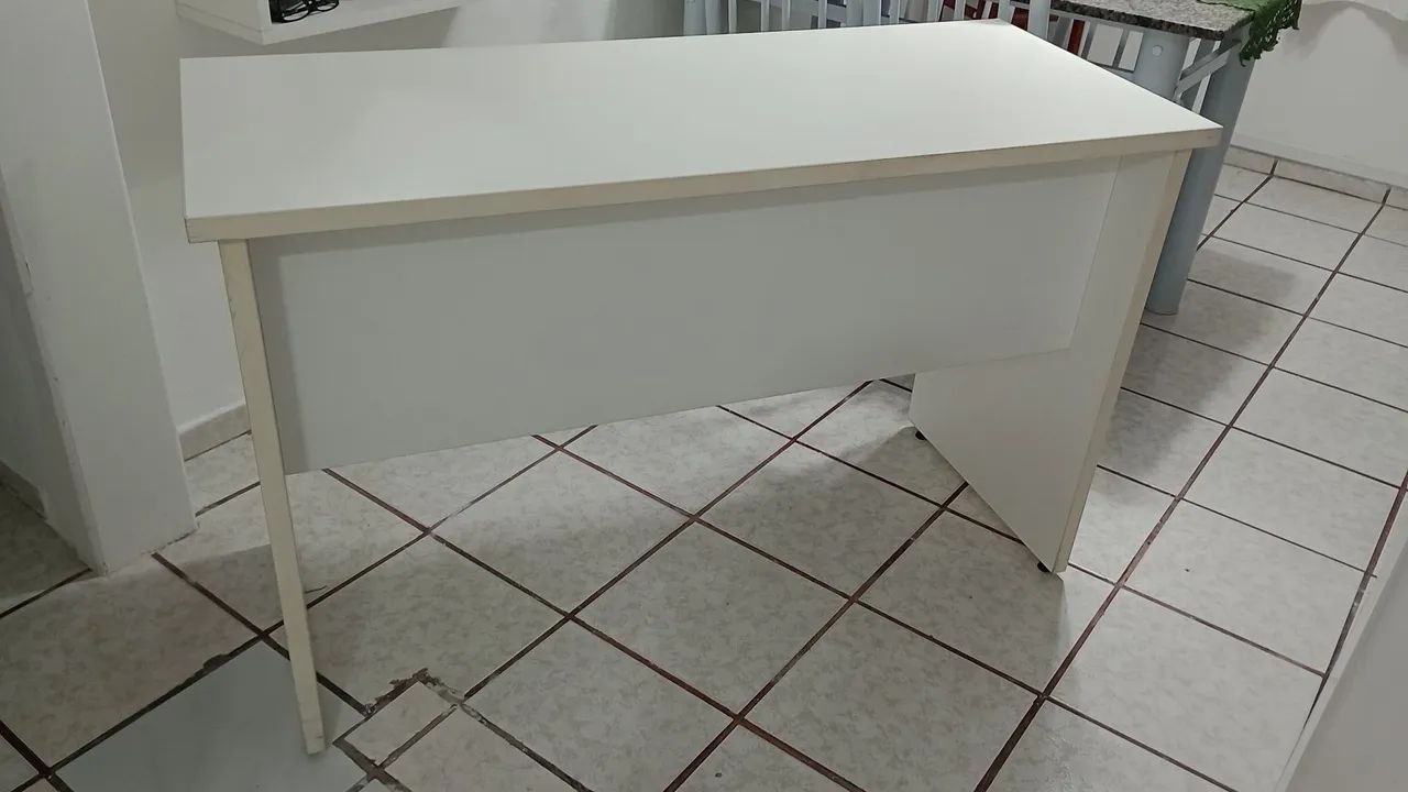 Mesa de Escritório 