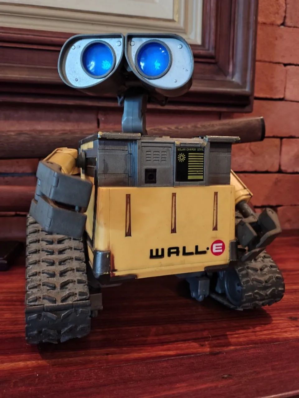 Robô Wall-e Disney Pixar - Foto 4