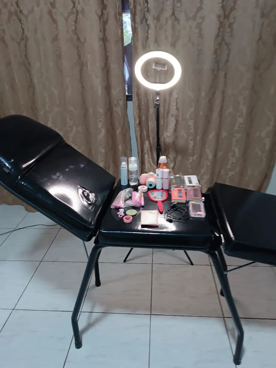 Vende - se maca, led e todos os produtos para alongamento de cílios  - Foto 3