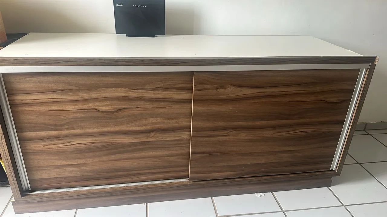 Armário escritório ou sala em MDF