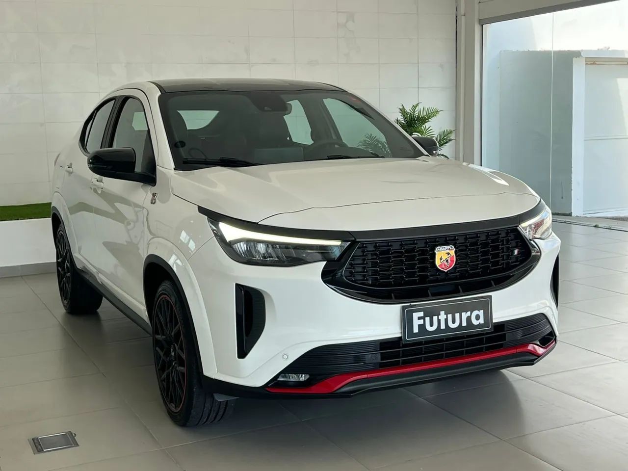 Fiat Fastback Abarth Turbo Flex 1.3 Aut. 2024 - Foto 2