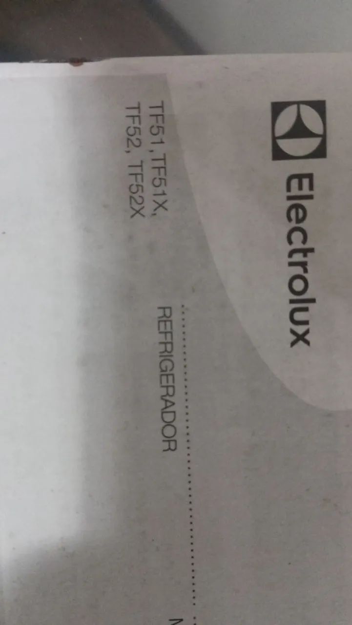 Geladeira Electrolux com defeito - Foto 4