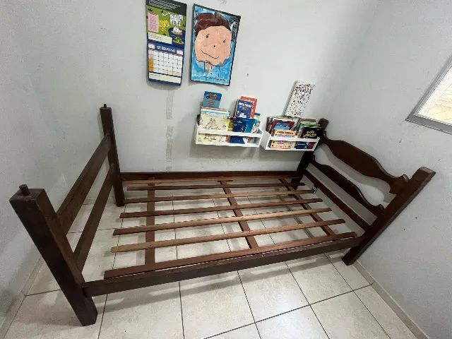 Cama de solteiro em madeira maciça - Foto 3