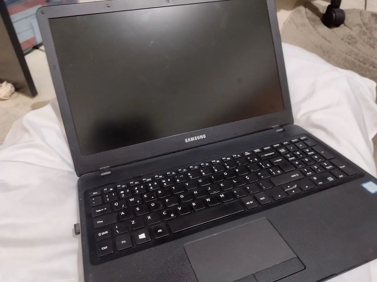 Notebook Samsung 14" Core i3 6ª geração + SSD 500GB + mouse Logitech
