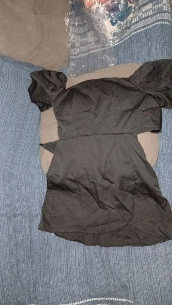 Vende-se vestido