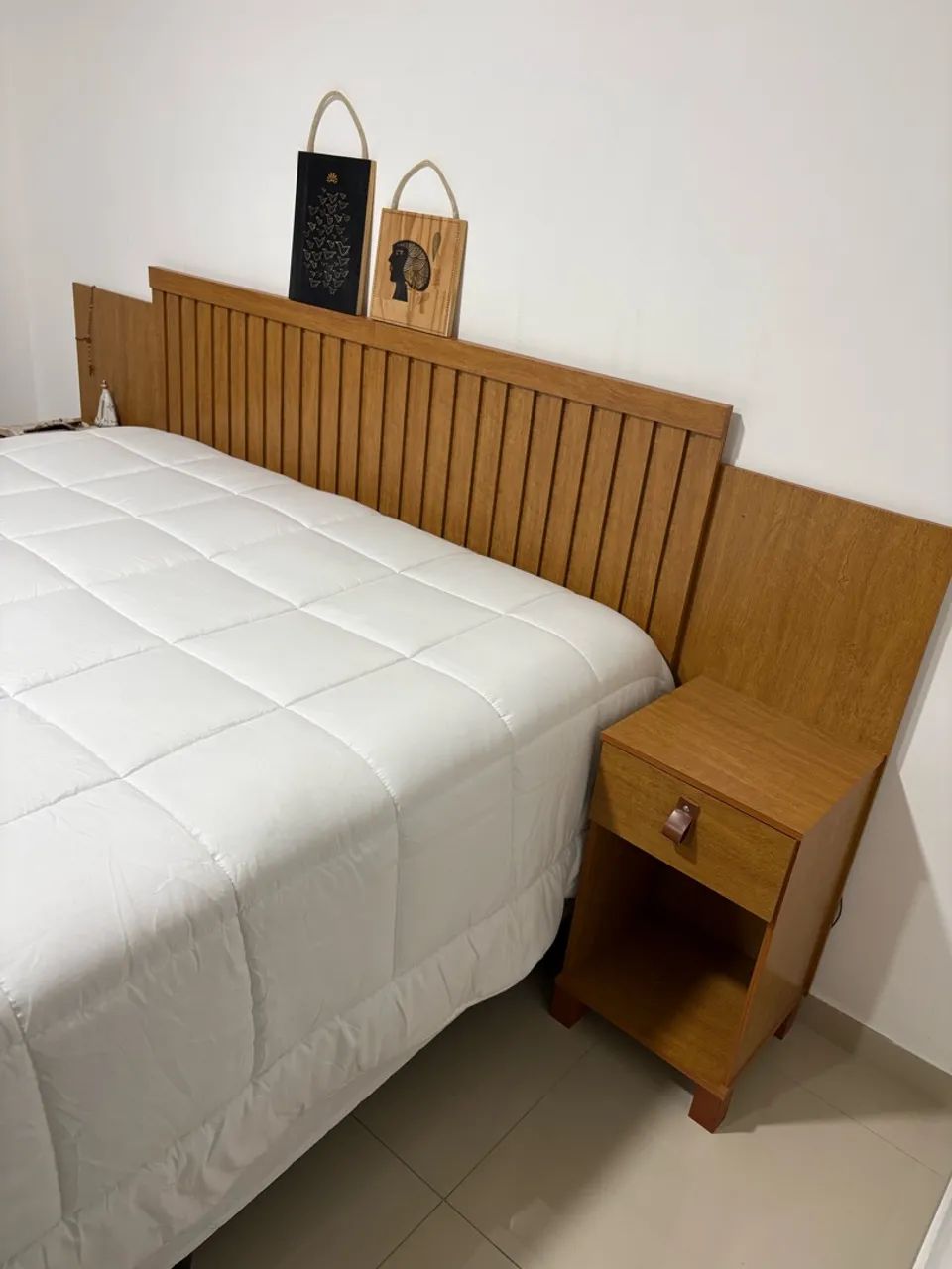 Cabeceira de cama moderna 