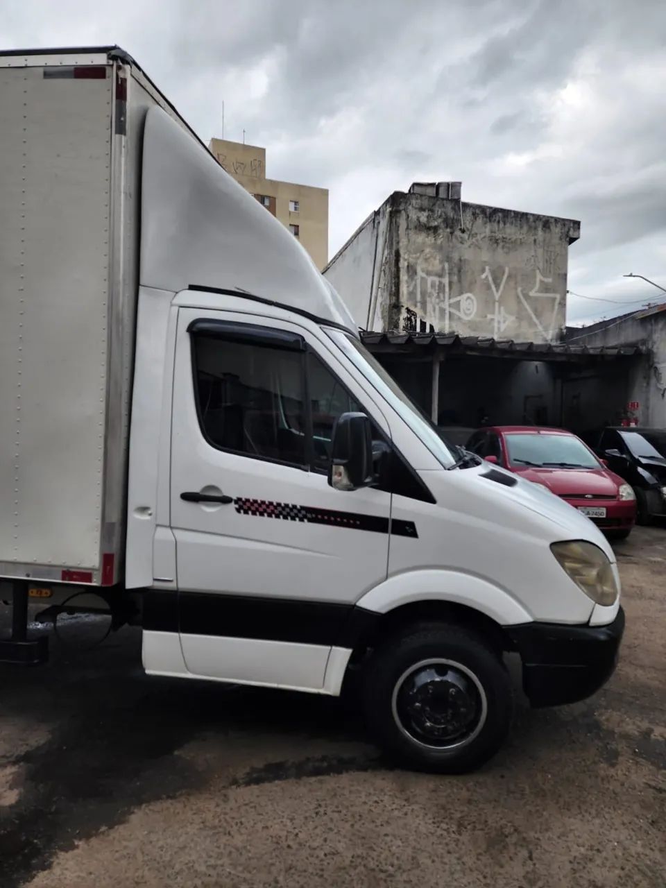 Sprinter 515 2013 baú Facchini com plataforma - Foto 4