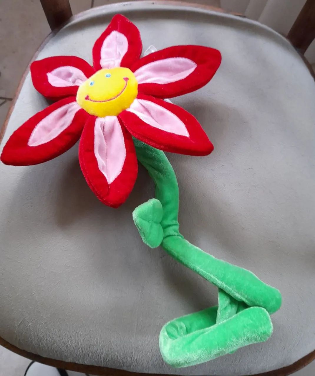 Flor de pelucia