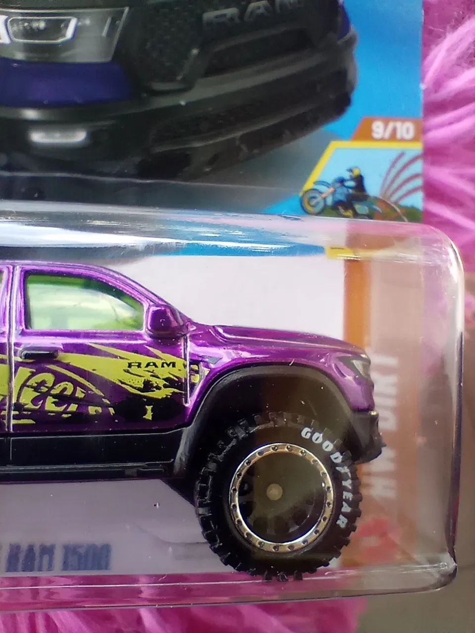 Hot Wheels super Thunt pickup RAM lote N 2026 - Foto 2