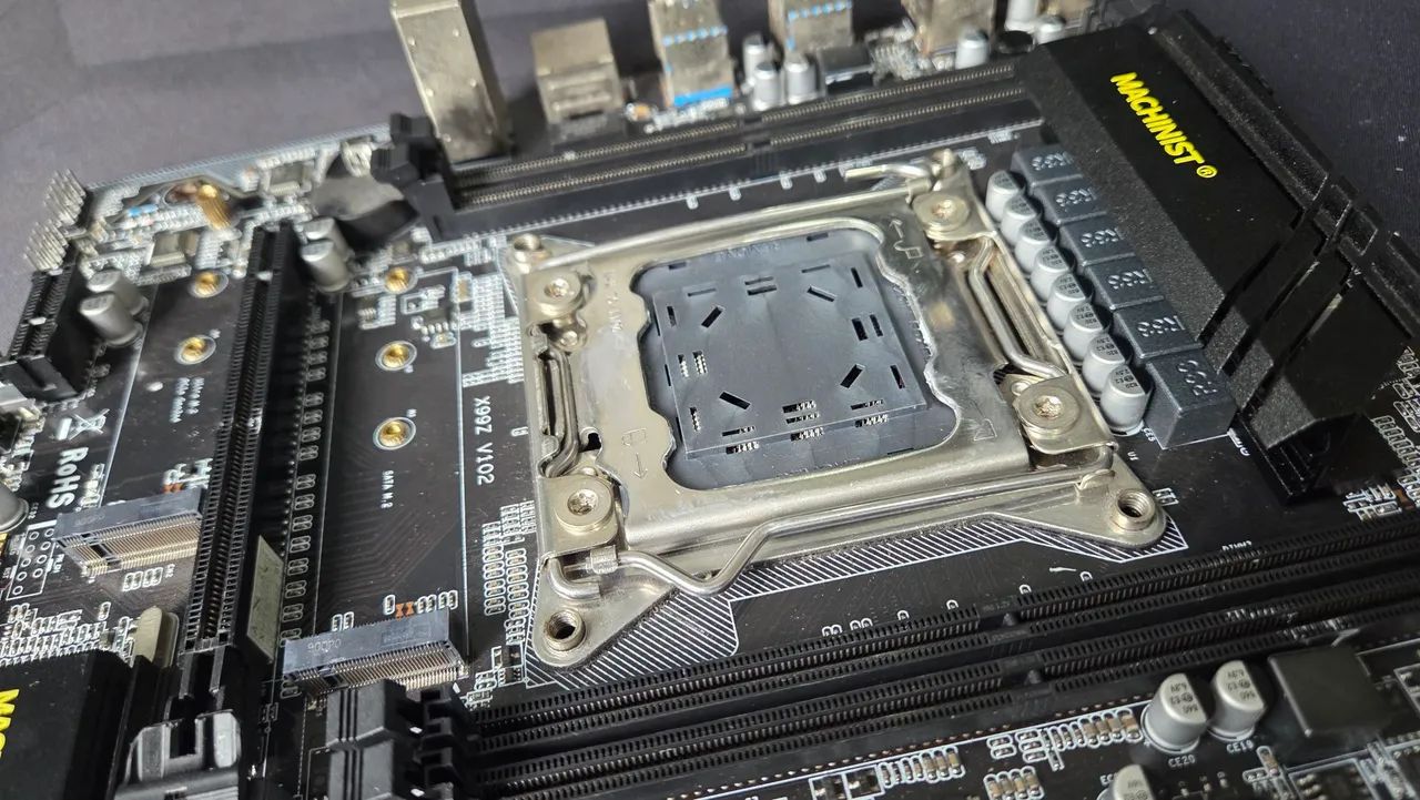 Placa Mãe Machinist X99 - Intel - LGA 2011-3 - Foto 3