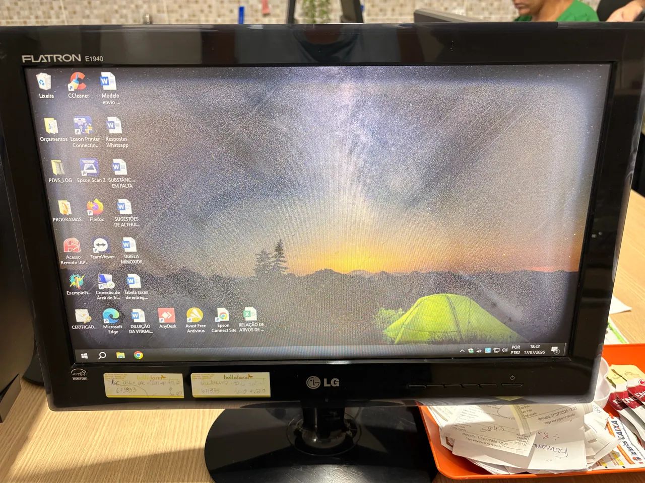 Monitor. 19 polegadas 