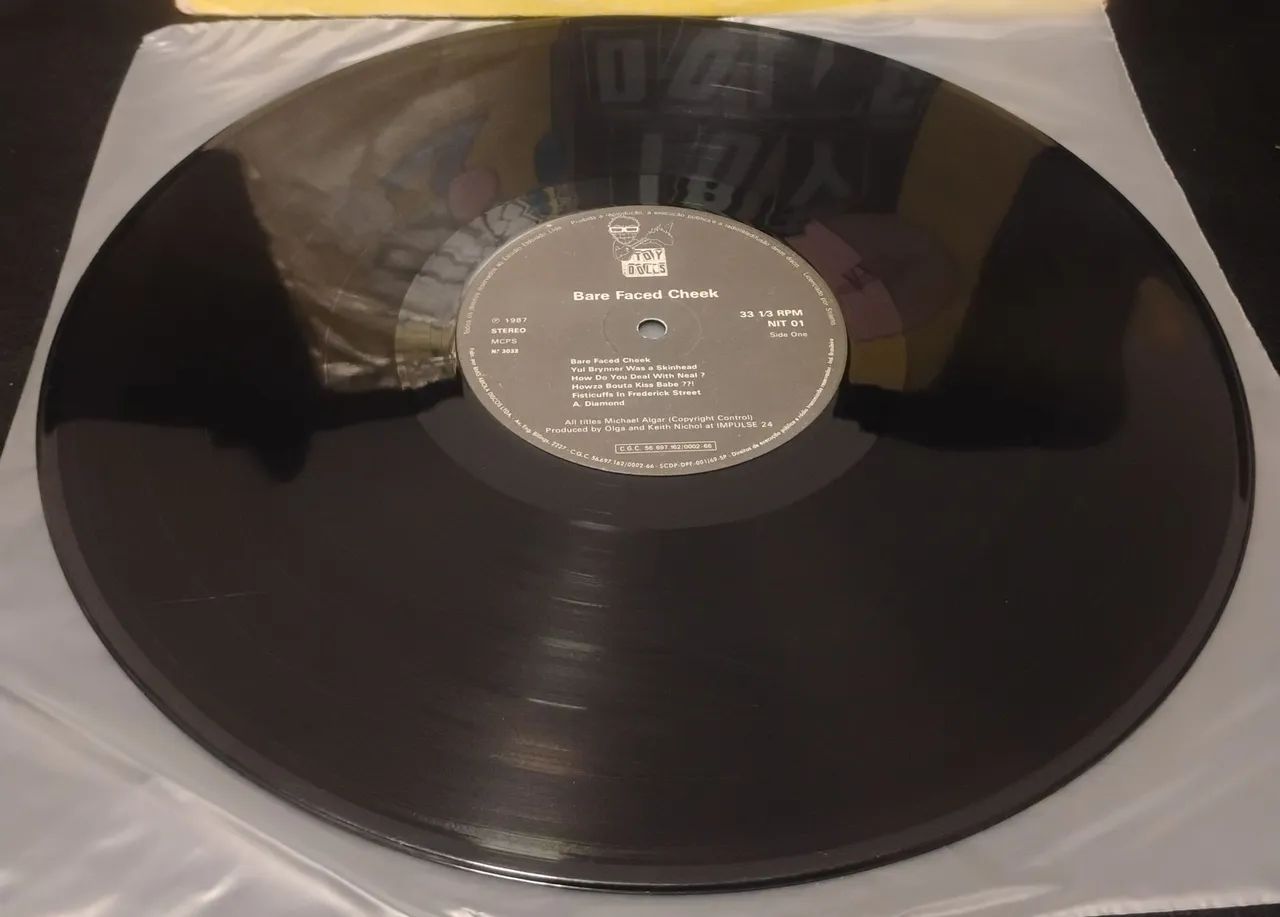 Vinil Toy Dolls - Bare Faced Cheek (Disco, LP) - Foto 4