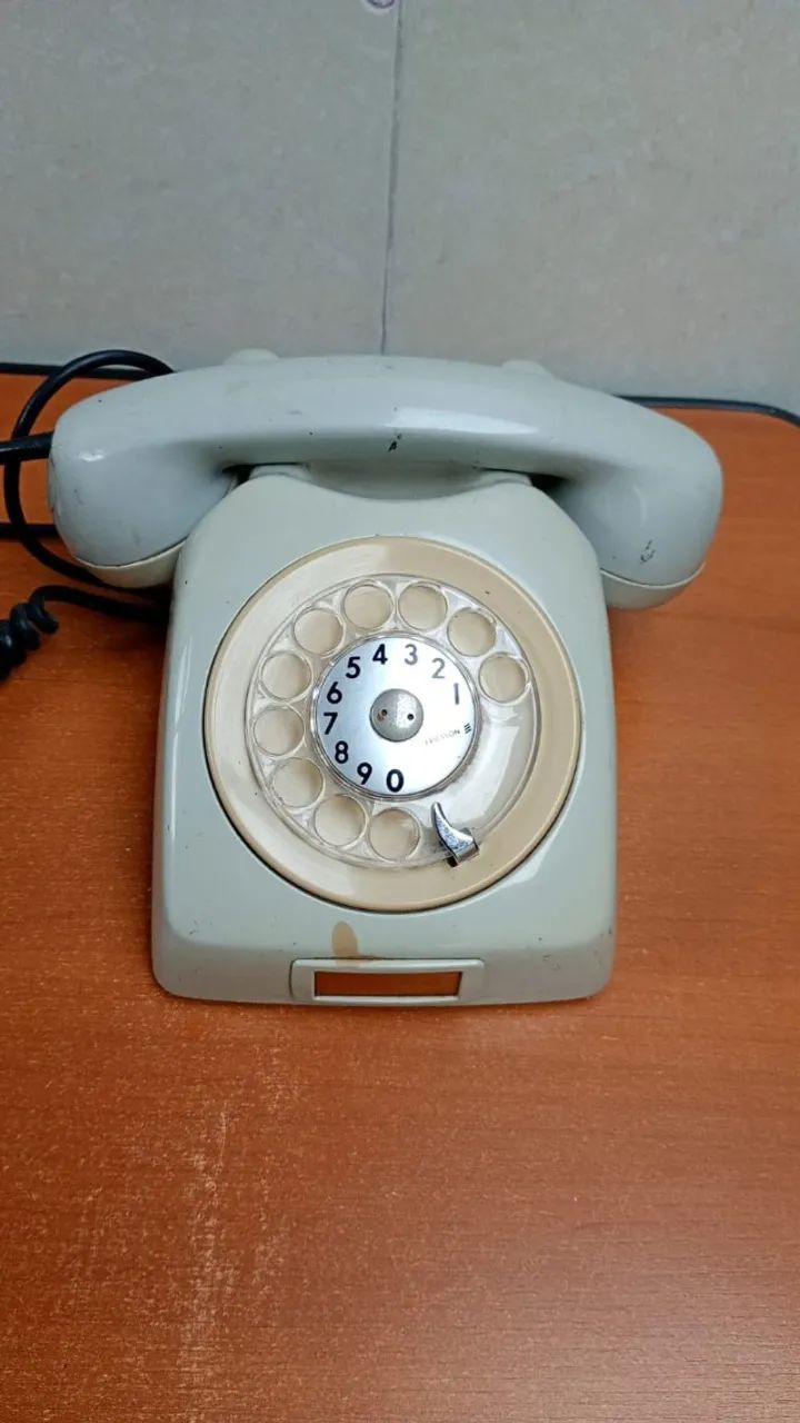 Telefone  BEGE Antigo  de disco clássico da marca Ericsson DV00136 - Foto 3