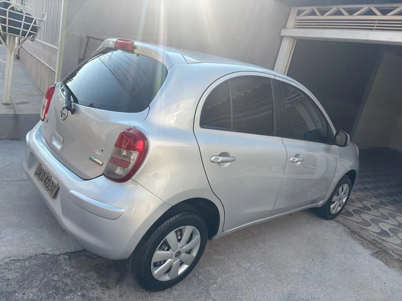 Nissan March S 1.6 16V FLEX 2014