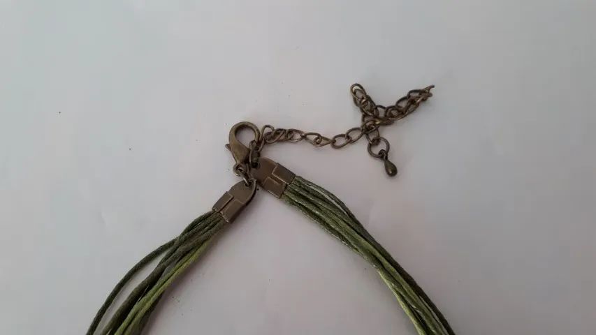 Colar de Cordão Verde Quadrada  - Foto 4