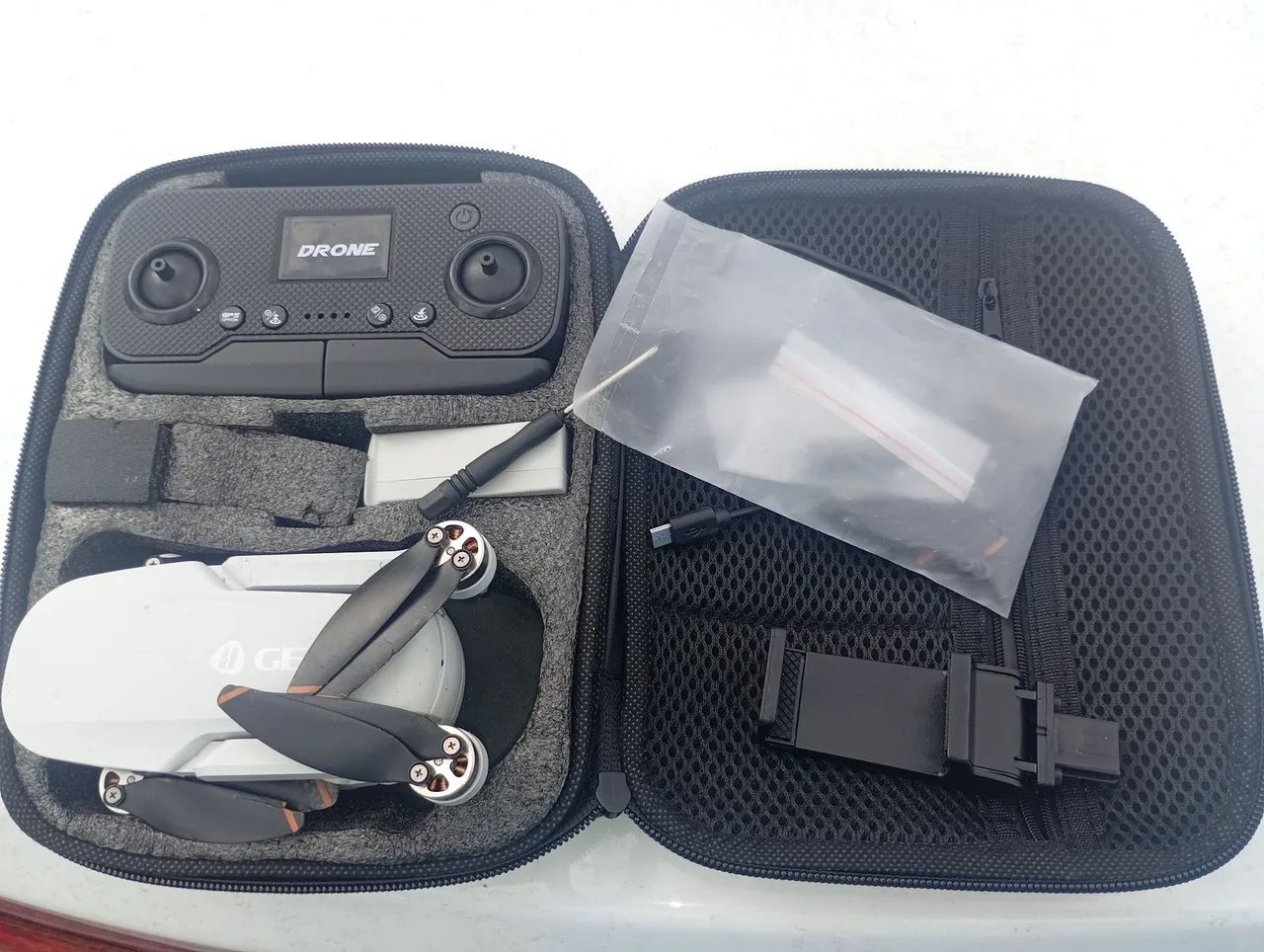 Mini Drone - Semi novo muito barato