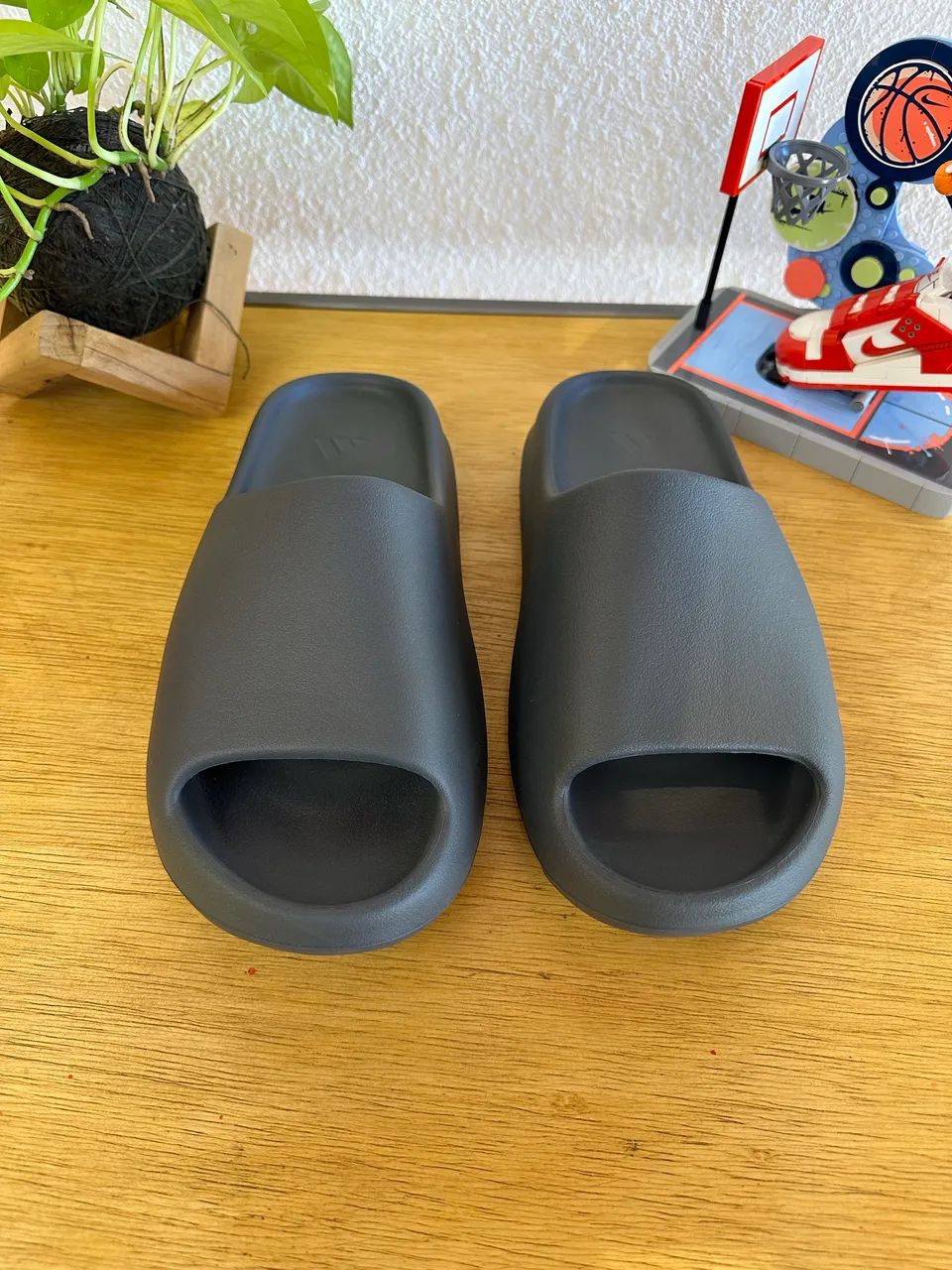 Adidas Yeezy Slide ?Slate Grey? - Foto 3