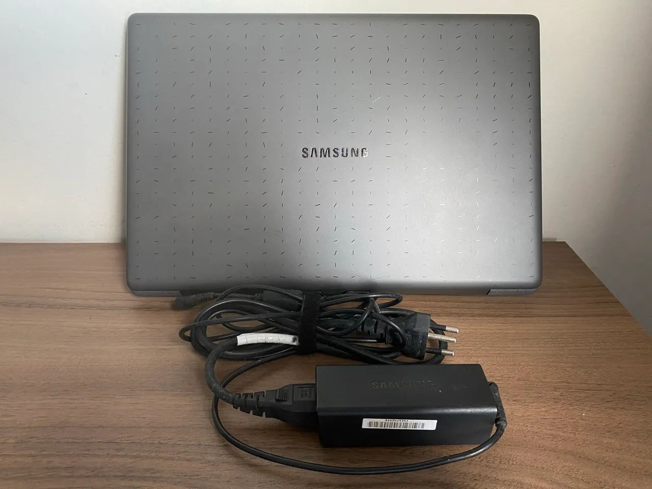 Notebook Samsung Flash F30 - Leve, Elegante e Ideal para Estudos e Trabalho - Foto 5