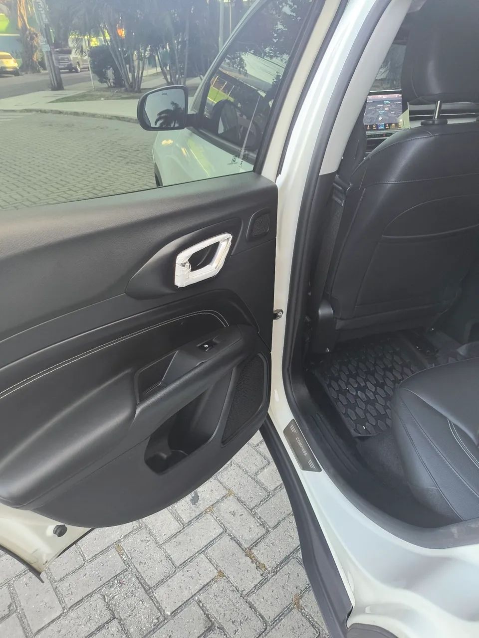 Jeep Compass LON Nig. Eagle 2.0 4X2 Flex Aut. 2025 - Foto 5