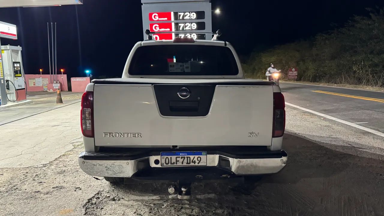 Nissan Frontier Frontier SV ATTACK CD 4x2 2.5 TB Diesel 2013