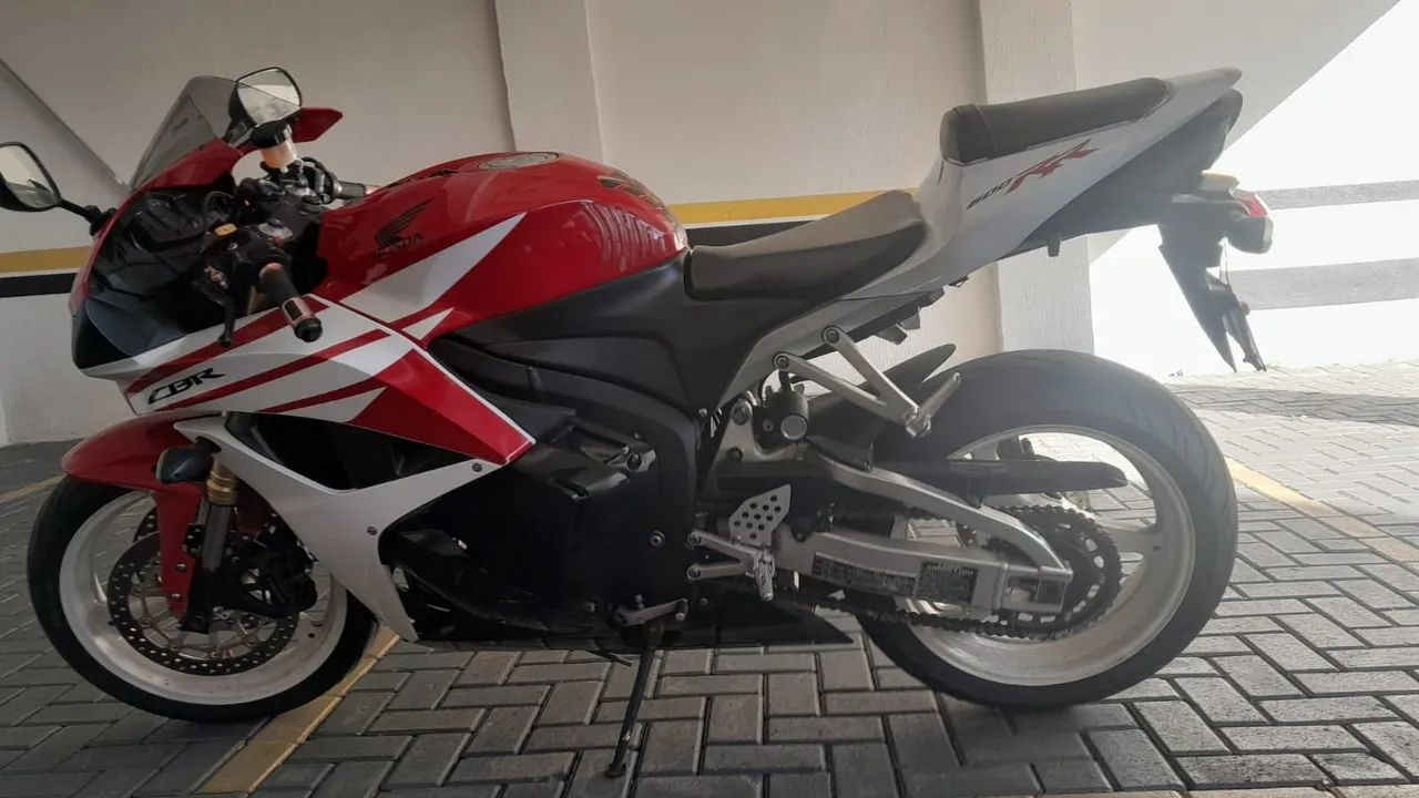 VENDE-SE CBR600RR  - Foto 3