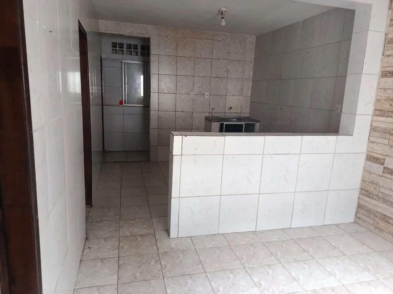 Aluga-se apartamento 