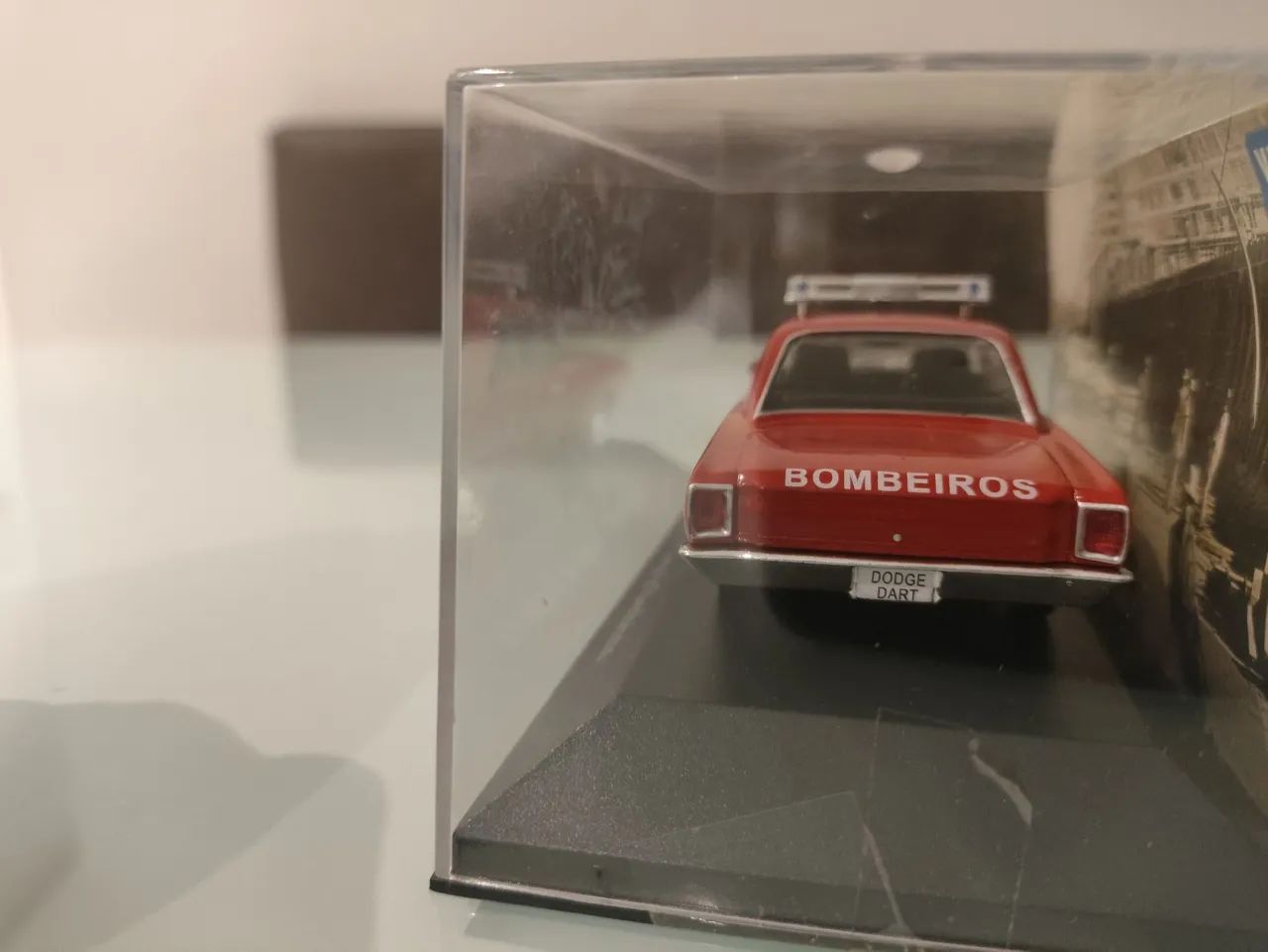 Miniatura dorge Dart 1975 1/43 Compo de bombeiros  - Foto 3