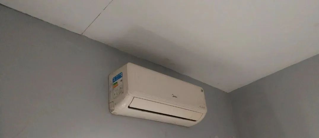 Ar Condicionado Funcionando - Para vender Logo!
