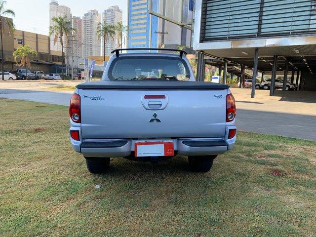 Mitsubishi L200 Triton 3.2 HPE 4X4 Aut 2010/2010 - Foto 4