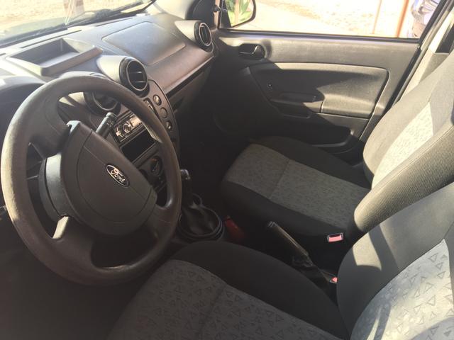 Vendo Fiesta Sedan 1.6 2011 Completo - Impecável - Foto 5