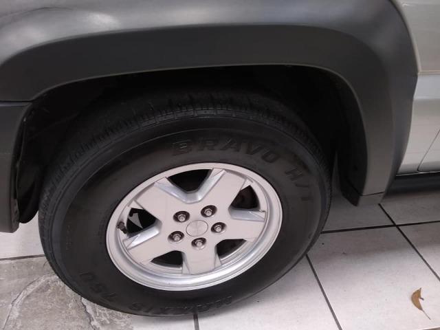 Jeep Cherokee - Foto 4