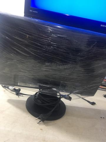 Monitor 19 Samsung - Foto 2