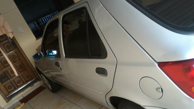 Vendo Ford Fiesta street básico 4 portas - Foto 3