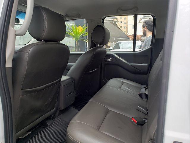 NISSAN FRONTIER 2016/2016 2.5 SL 4X4 CD TURBO ELETRONIC DIESEL 4P AUTOMÁTICO - Foto 9