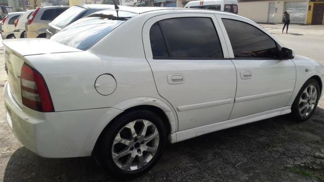 Vendo astra 2011 top completo com GNV quero só 22.500 - Foto 16