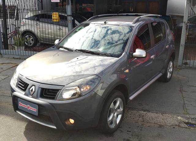 SANDERO stepway