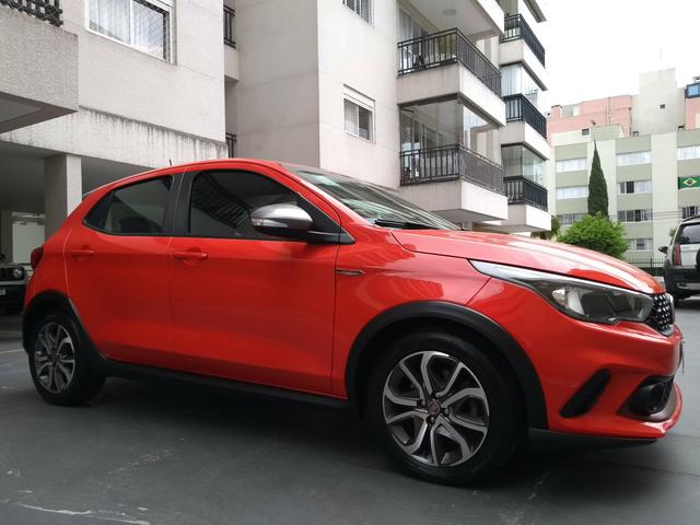 Fiat Argo HGT 1.8 AT6 automático