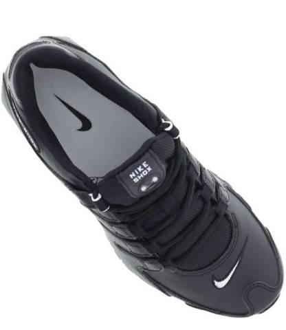 nike shox r8