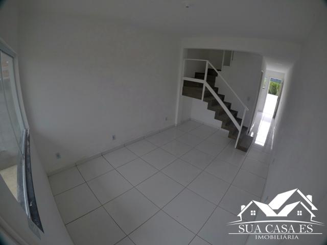 Bela Casa Triplex 2 Quartos com Enorme área externa para espaço Gourmet - Foto 2