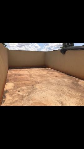 Alugo casa *