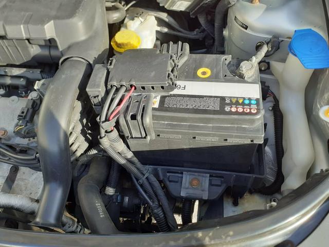 Vendo carro Fox bem conservado carro novinho ! - Foto 4
