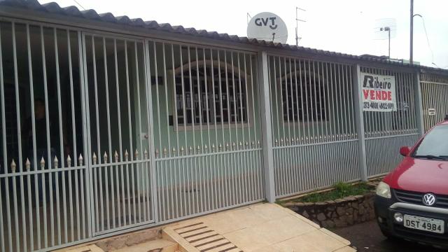 QNP 11 oportunidade próximo ao comércio e avenida