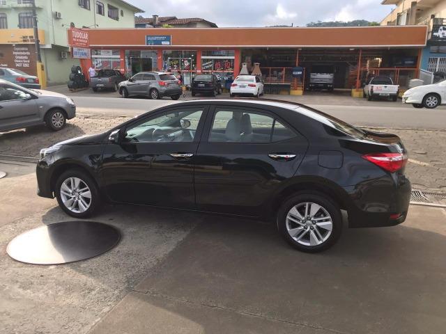 Corolla 1.8 GLI Upper Automático 2017 - Foto 5