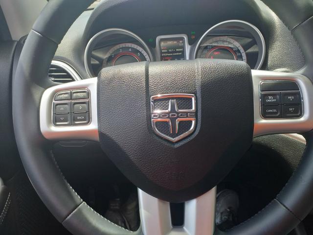 Journey rt 3.6 v6 automático ela oferece muita segurança e espaço interno - Foto 12
