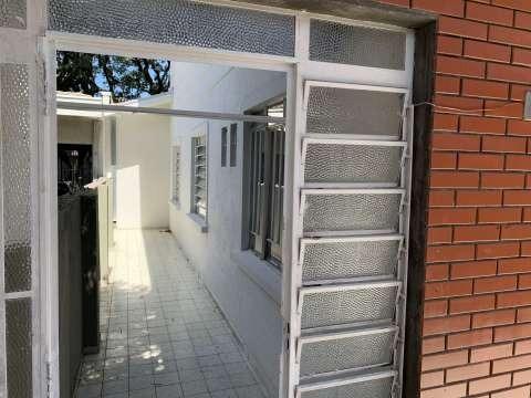 Aluga-se casa direto com o proprietário e com excelente localização!! - Foto 15
