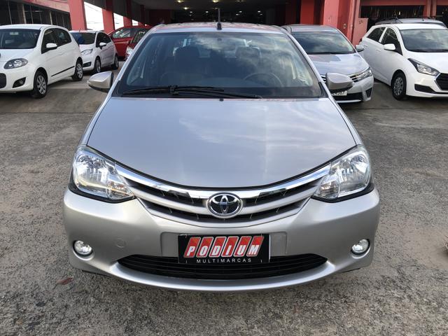 Etios sedan xls automático 2017