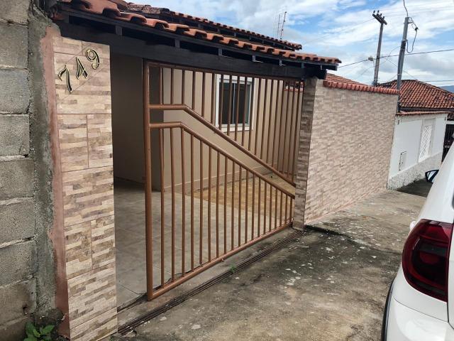 Vende ótima casa no bairro Cruzeiro do Sul