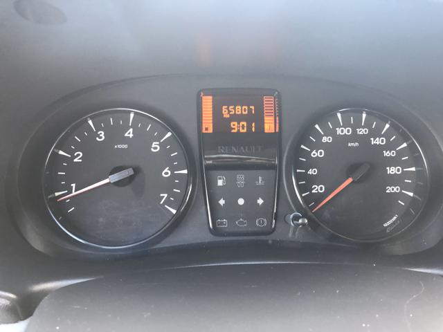 Clio 2012 completo com apenas 65.000 km revisado e emplacado 2020.(Pneus novos) - Foto 3