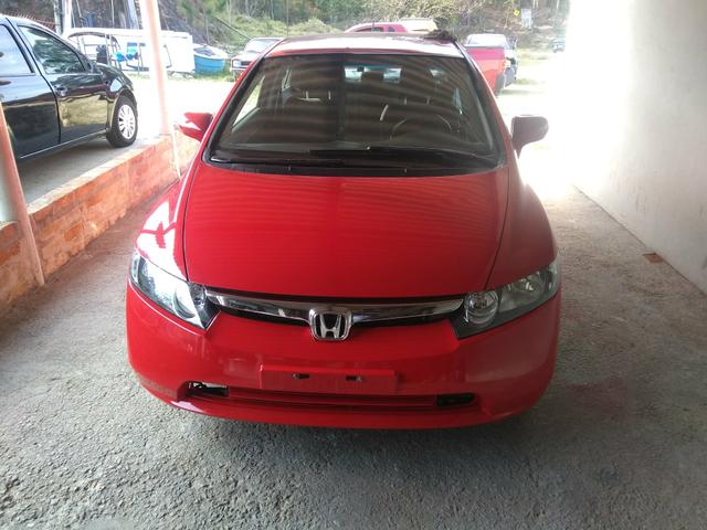 Honda Civic s.i 2.0 com 312 cavalos de potência